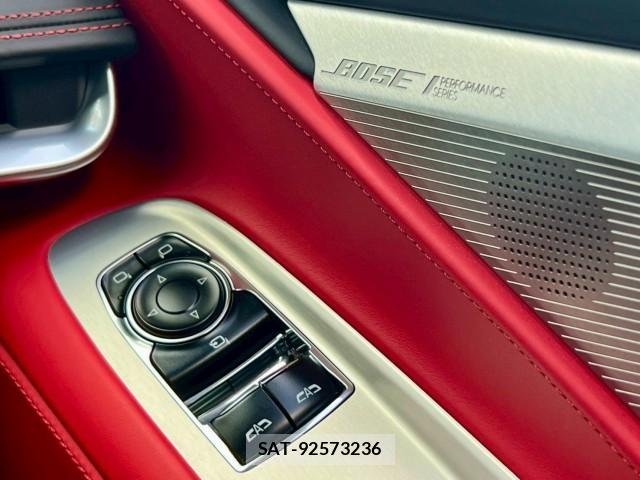 Chevrolet CORVETTE 2024-04 8011251-5
