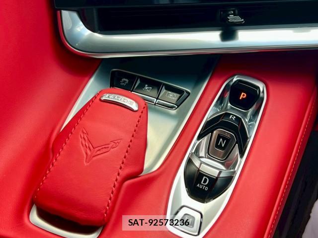 Chevrolet CORVETTE 2024-04 8011251-7