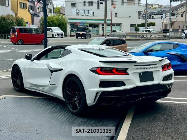 Chevrolet CORVETTE 2025-11 8011252-12
