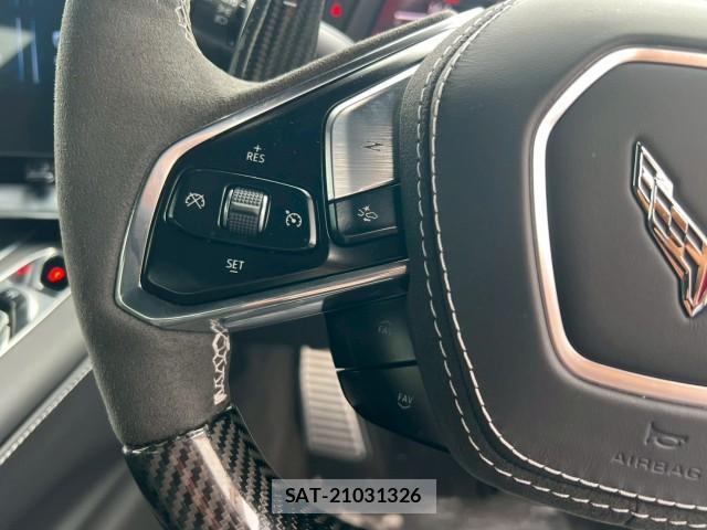 Chevrolet CORVETTE 2025-11 8011252-18