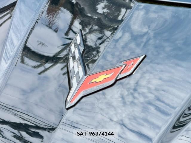 Chevrolet CORVETTE 2025-07 8011257-12
