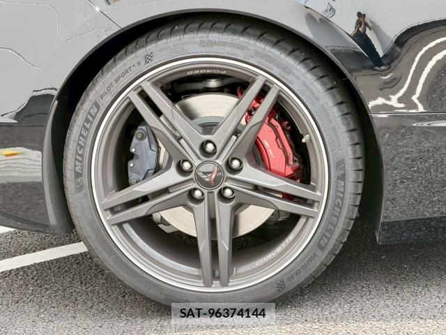 Chevrolet CORVETTE 2025-07 8011257-17