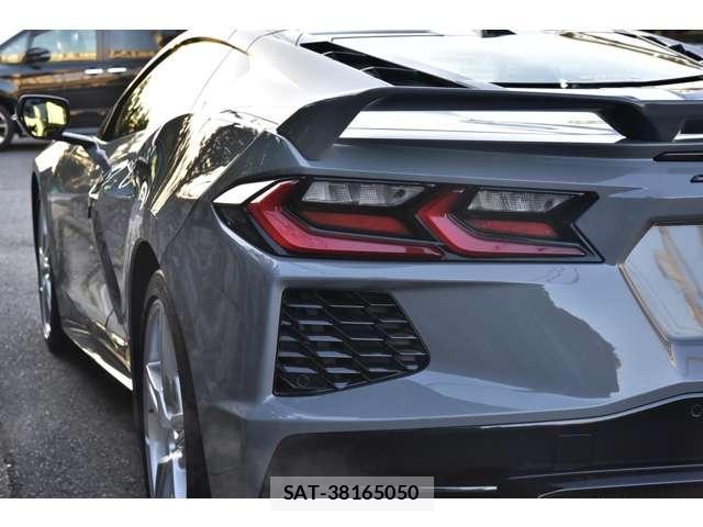 Chevrolet CORVETTE 2024-06 8011511-15