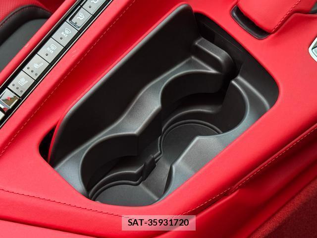 Chevrolet CORVETTE 2025-03 8011944-17