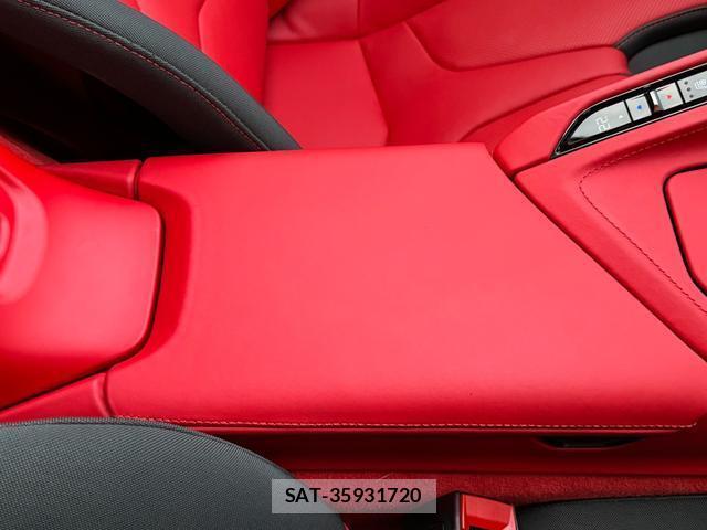 Chevrolet CORVETTE 2025-03 8011944-18