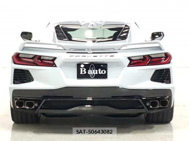 Chevrolet CORVETTE 2022-08 8012505-5