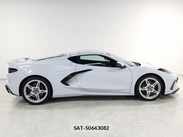 Chevrolet CORVETTE 2022-08 8012505-6