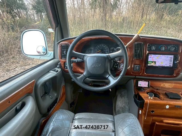 Chevrolet EXPRESS 2000-01 8009632-10