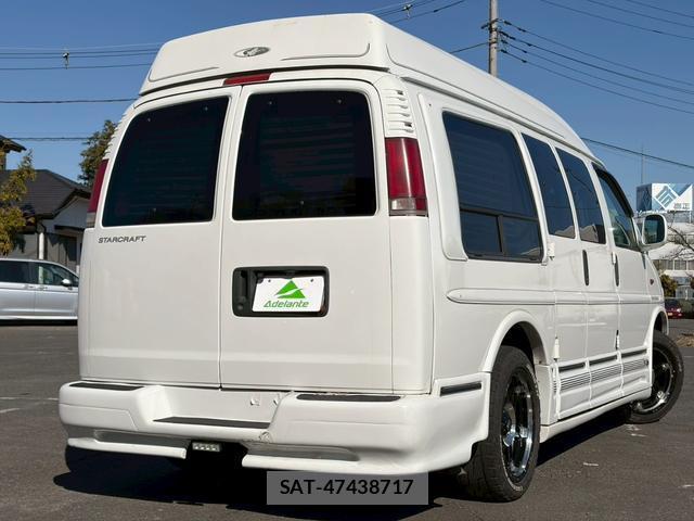 Chevrolet EXPRESS 2000-01 8009632-2