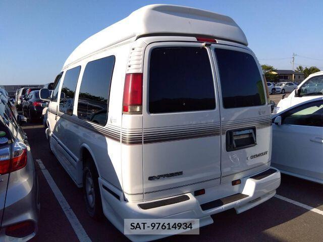 Chevrolet EXPRESS 2001-12 8009978-1