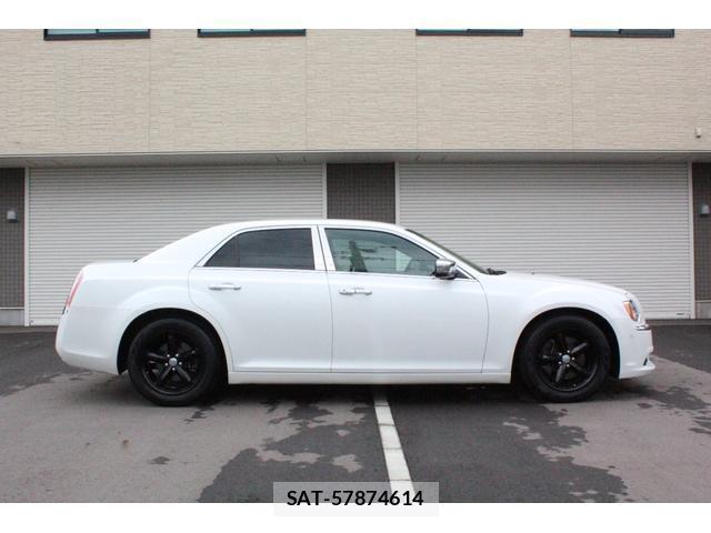 Chrysler 300 2014-04 8005220-1
