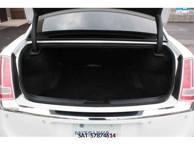 Chrysler 300 2014-04 8005220-15