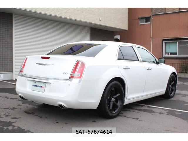 Chrysler 300 2014-04 8005220-2