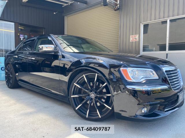Chrysler 300 2013-02 8005876-10
