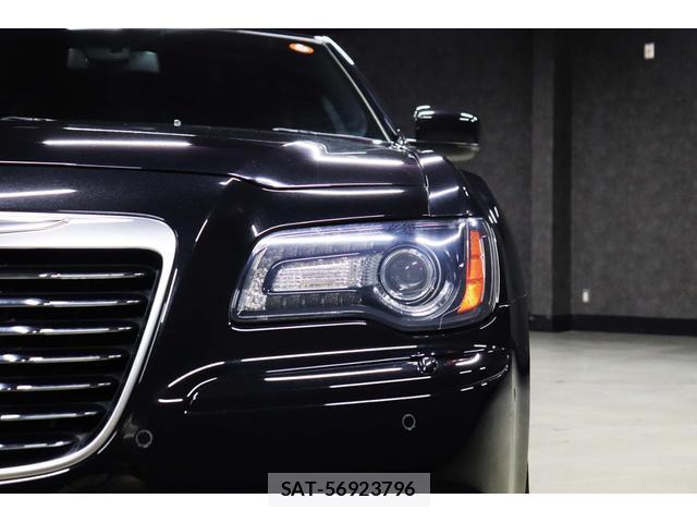 Chrysler 300 2013-11 8006462-11