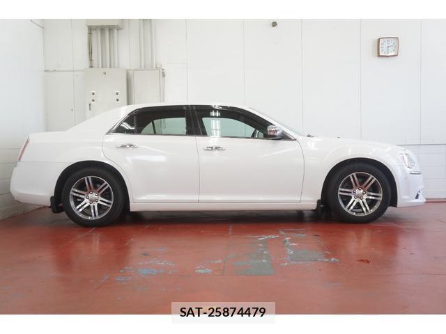 Chrysler 300 2013-01 8009818-3