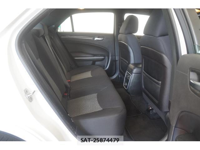 Chrysler 300 2013-01 8009818-6