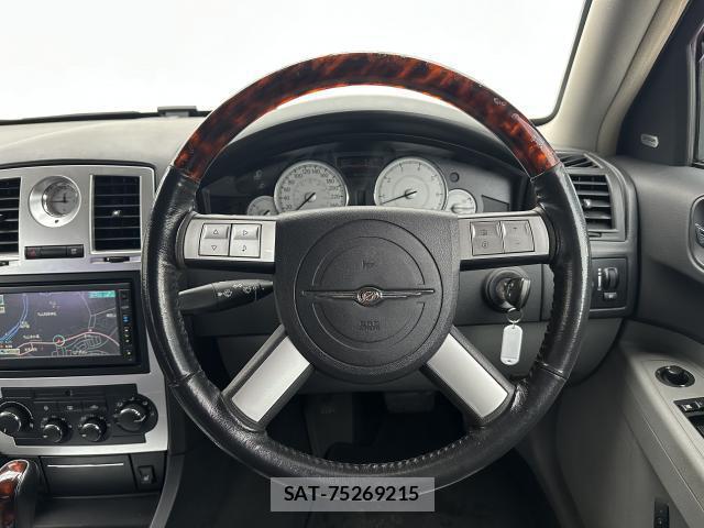 Chrysler 300C 2006-02 8004203-16