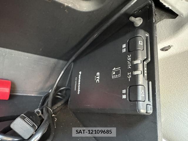 Chrysler PT CRUISER 2008-10 8010749-11