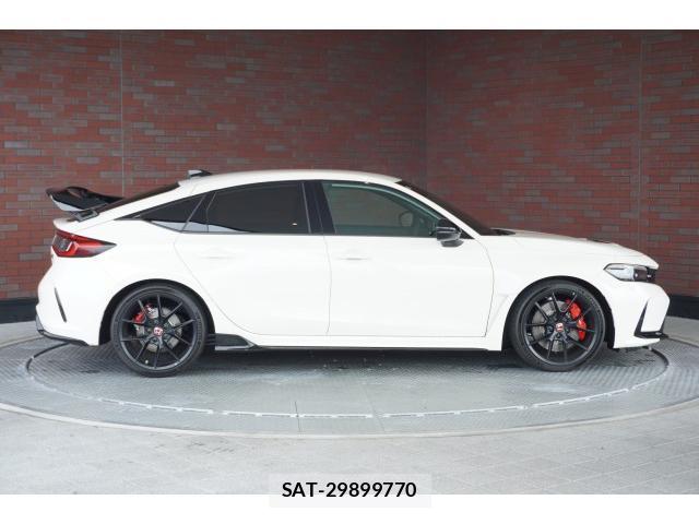 Honda CIVIC 2025-09 8003787-3
