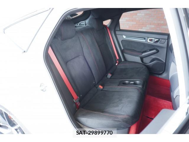 Honda CIVIC 2025-09 8003787-6