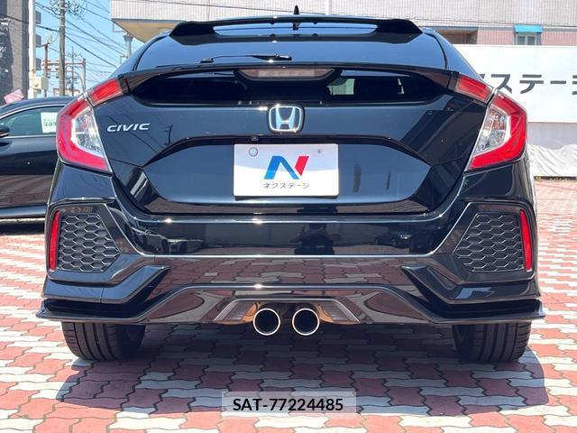 Honda CIVIC 2018-06 8005104-14