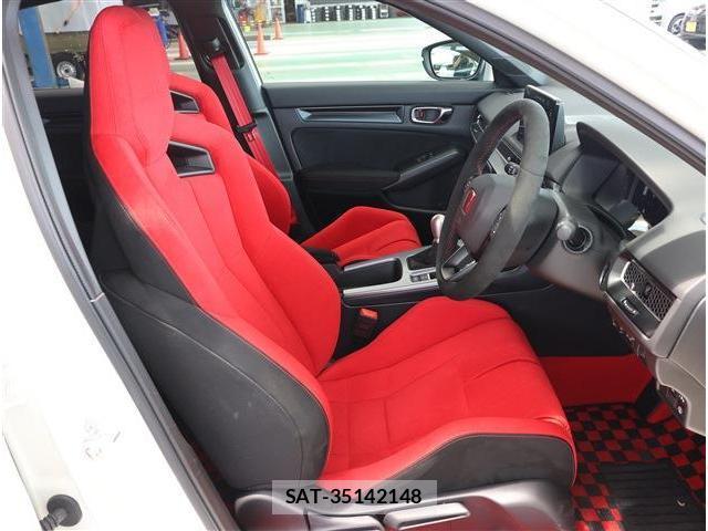 Honda CIVIC 2024-12 8009401-12