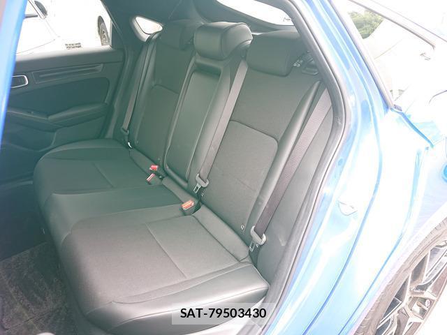 Honda CIVIC 2021-12 8011764-11