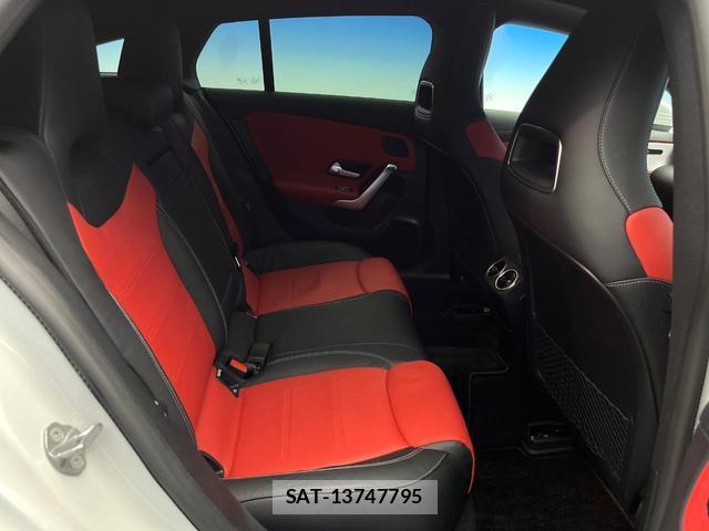 Mercedes Benz CLA-CLASS 2019-12 8003614-9
