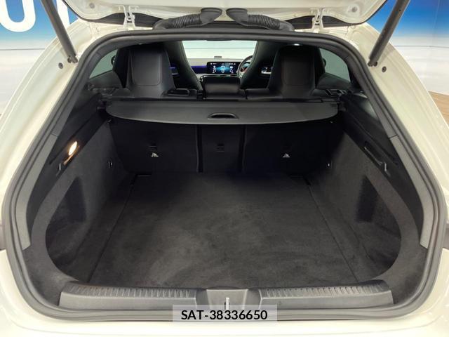 Mercedes Benz CLA-CLASS 2022-06 8003790-11