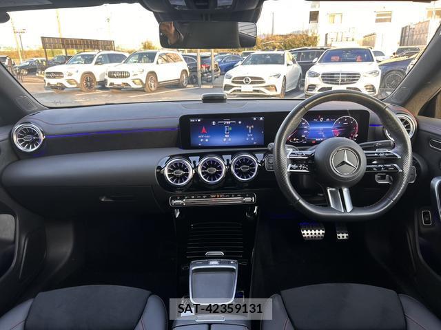 Mercedes Benz CLA-CLASS 2024-01 8003985-10