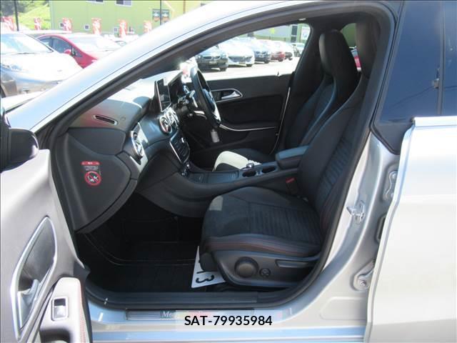 Mercedes Benz CLA-CLASS 2015-06 8006582-14