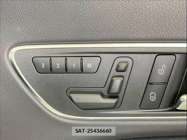 Mercedes Benz CLA-CLASS 2016-03 8007654-7