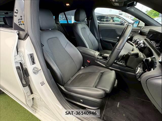 Mercedes Benz CLA-CLASS 2022-10 8007655-5