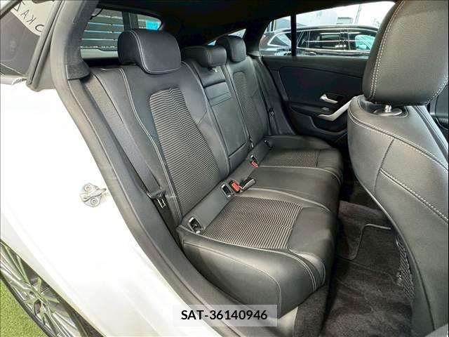 Mercedes Benz CLA-CLASS 2022-10 8007655-6