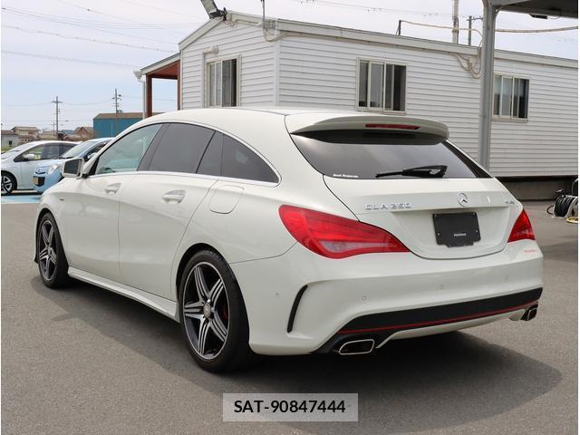 Mercedes Benz CLA-CLASS 2015-11 8008420-6