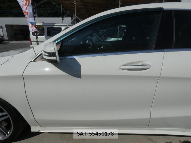 Mercedes Benz CLA-CLASS 2016-05 8008757-19