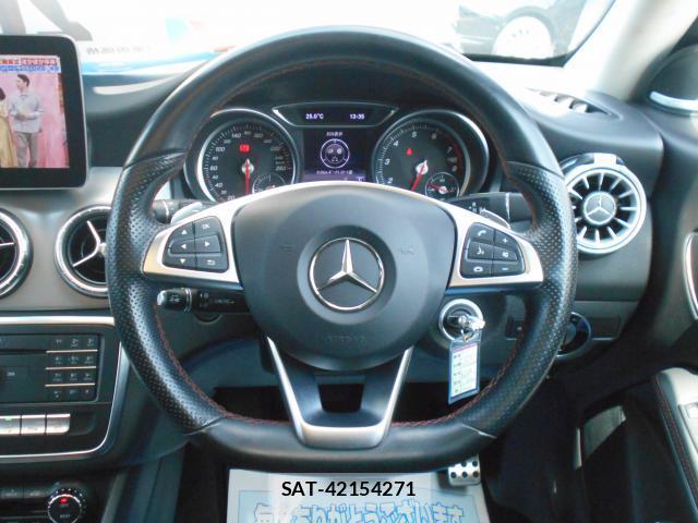 Mercedes Benz CLA-CLASS 2018-06 8009470-17