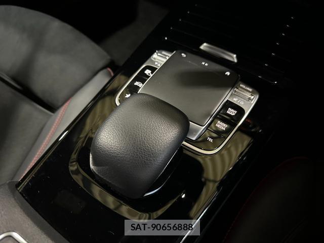Mercedes Benz CLA-CLASS 2020-01 8010008-10