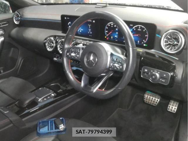 Mercedes Benz CLA-CLASS 2023-06 8010731-2