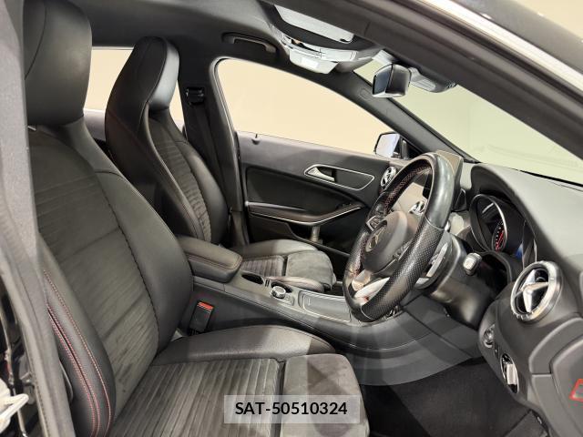 Mercedes Benz CLA-CLASS 2017-04 8010941-4