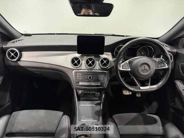 Mercedes Benz CLA-CLASS 2017-04 8010941-5