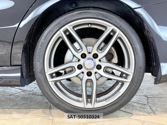 Mercedes Benz CLA-CLASS 2017-04 8010941-8