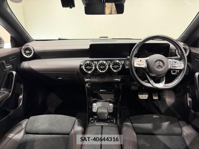 Mercedes Benz CLA-CLASS 2023-08 8010950-6