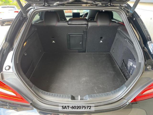 Mercedes Benz CLA-CLASS 2018-03 8011533-18