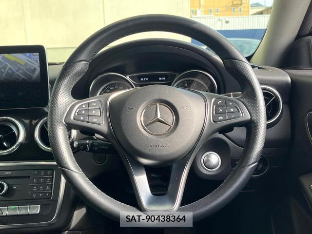 Mercedes Benz CLA-CLASS 2018-03 8011534-10