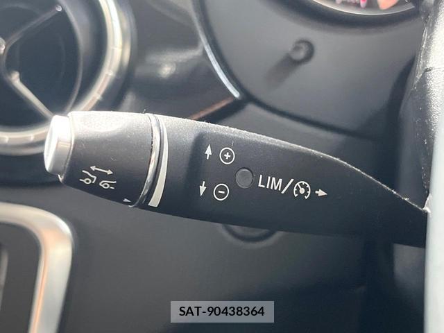 Mercedes Benz CLA-CLASS 2018-03 8011534-5