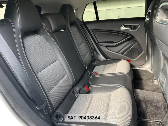 Mercedes Benz CLA-CLASS 2018-03 8011534-9