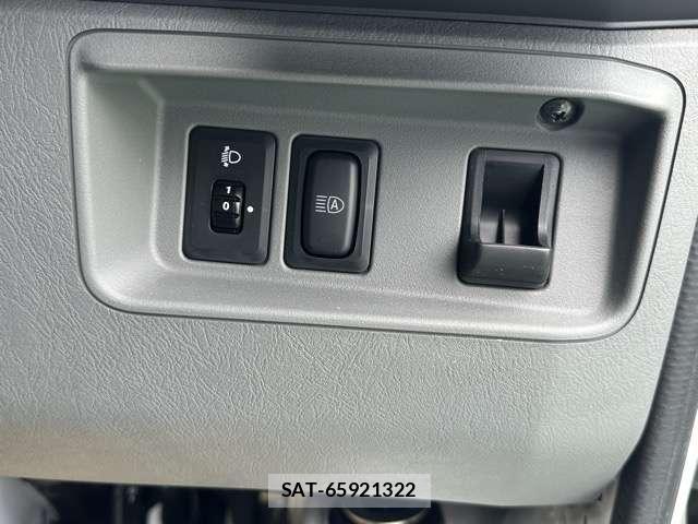 Nissan CLIPPER 2024-09 8010021-14