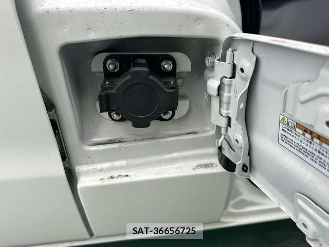 Nissan CLIPPER 2024-09 8010023-13